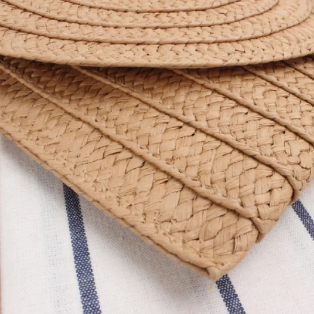 Ari Handwoven Straw Clutch - Swamp's Store
