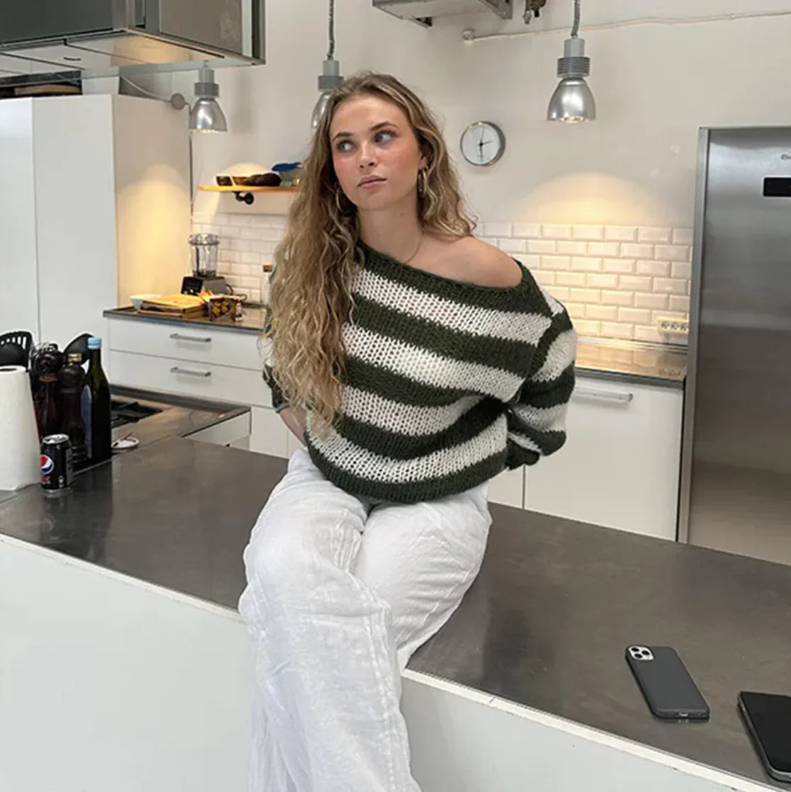 AD- Casual Elegance Stripe Sweater - Swamp's Store